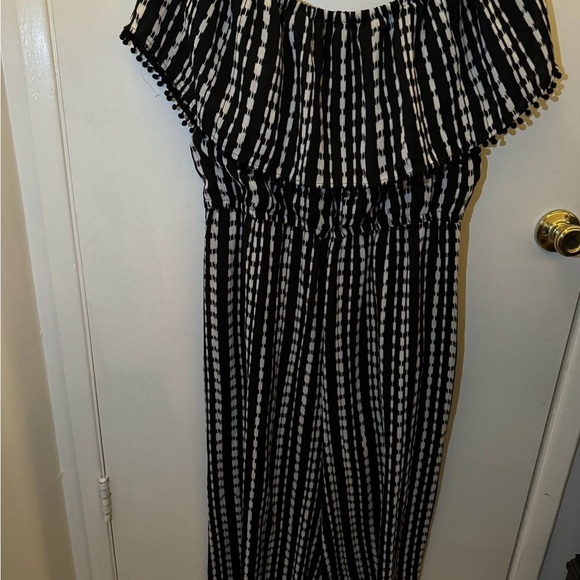 A.U.W Black and White Striped Off-Shoulder Dress - Picture 3 of 7